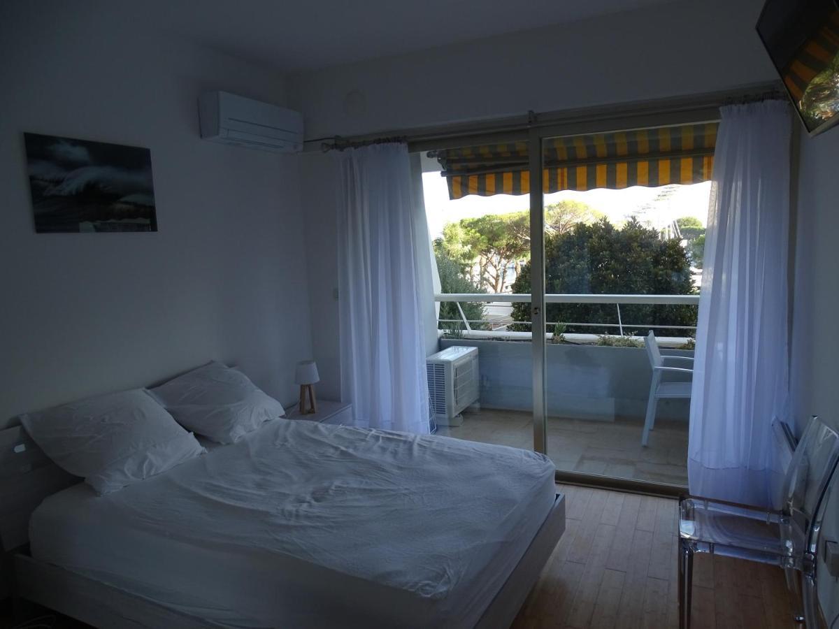 Appartement Bord De Mer Marina Baie Des Anges Вильнёв-Лубе Экстерьер фото